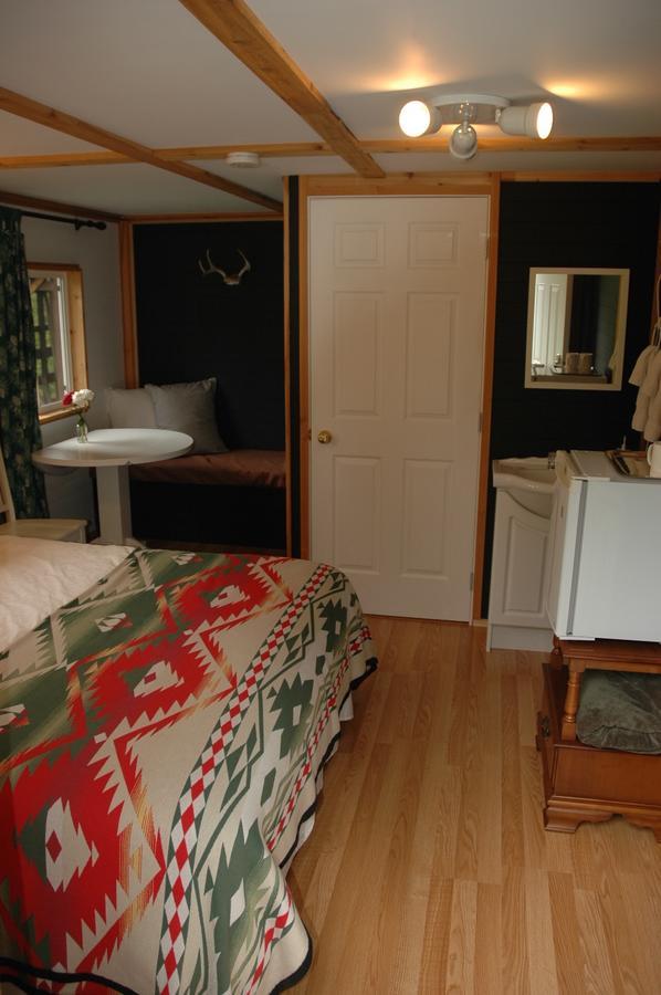 The Rusty Antler Cabin Clearwater Exterior foto